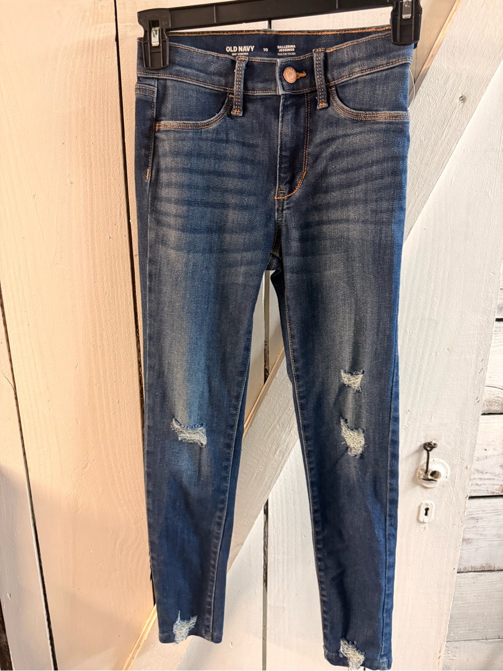 Old Navy Women's Blue Distressed Skinny Jeans